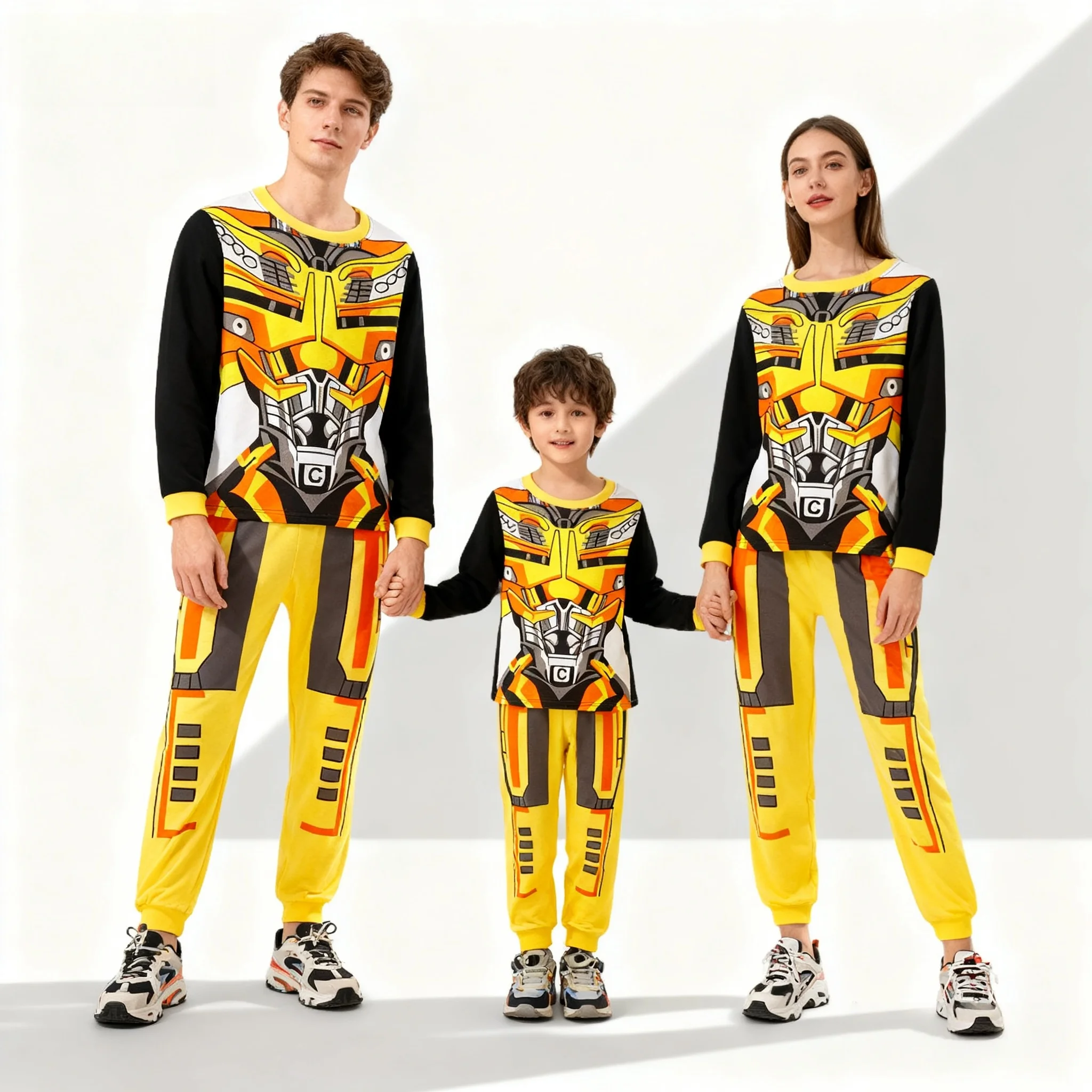 

Autumn/Winter Round Neck Hoodie Set Disney Role Playing Set Iron Man Captain America Adult and Children's Parent Child Set