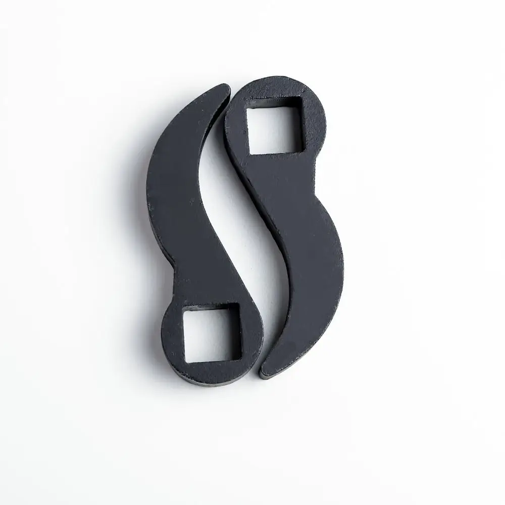 

Black Metal Wrench Tools 3/8 Inch 1/2 Inch Adjustment Wrench Leverage Principle Horns Shape Removal Tool Spanner