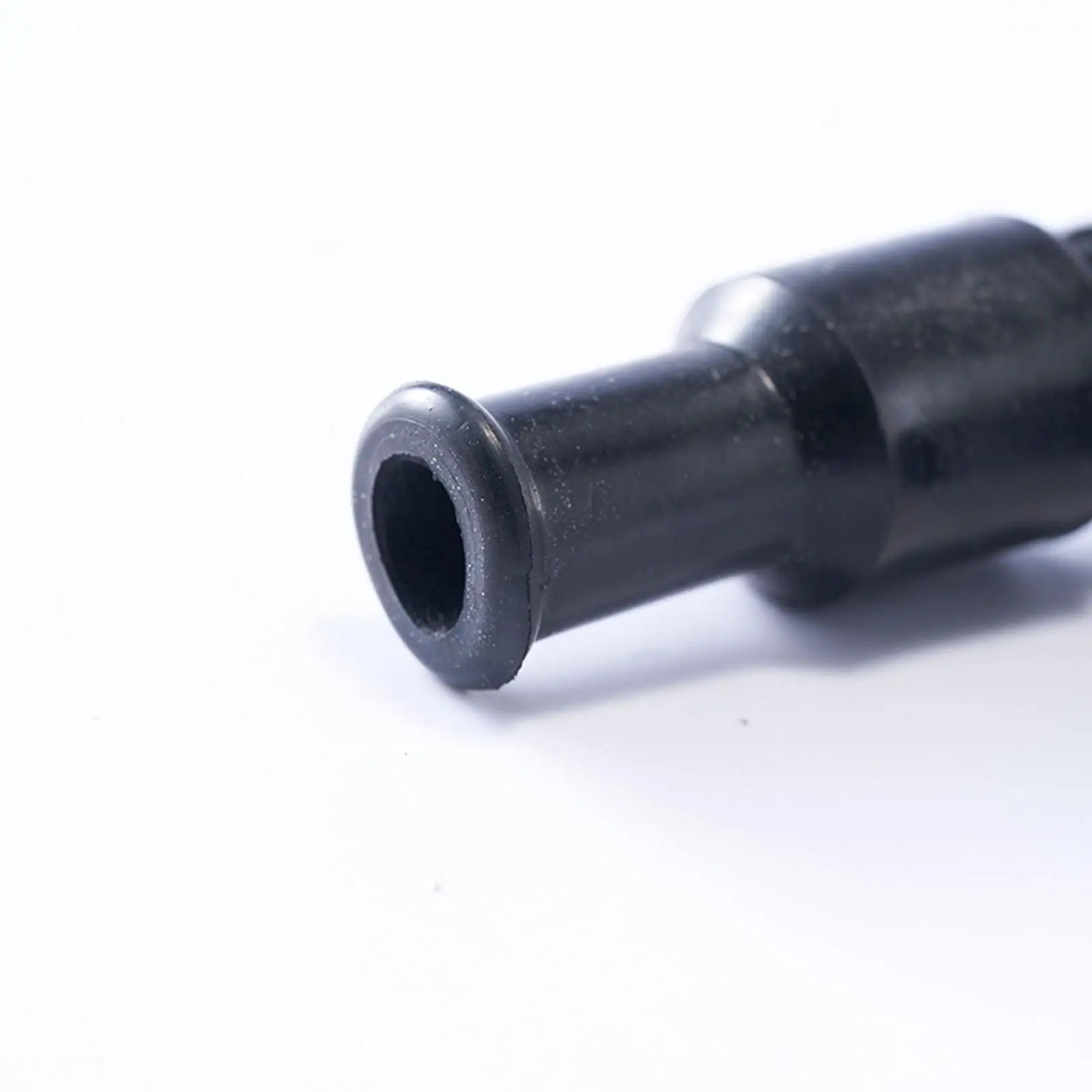High Pressure Motorcycle Spark Plug Caps Black Rubber Durable Spare Parts Universal Fit for CG125 150X F125 Maintenance