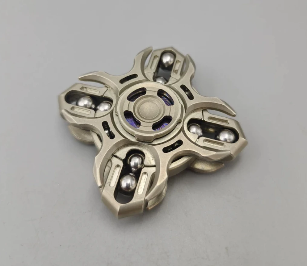 

Used EDC Mot cupronickel Oracle spinner Fingertip gyroscope Decompression toys