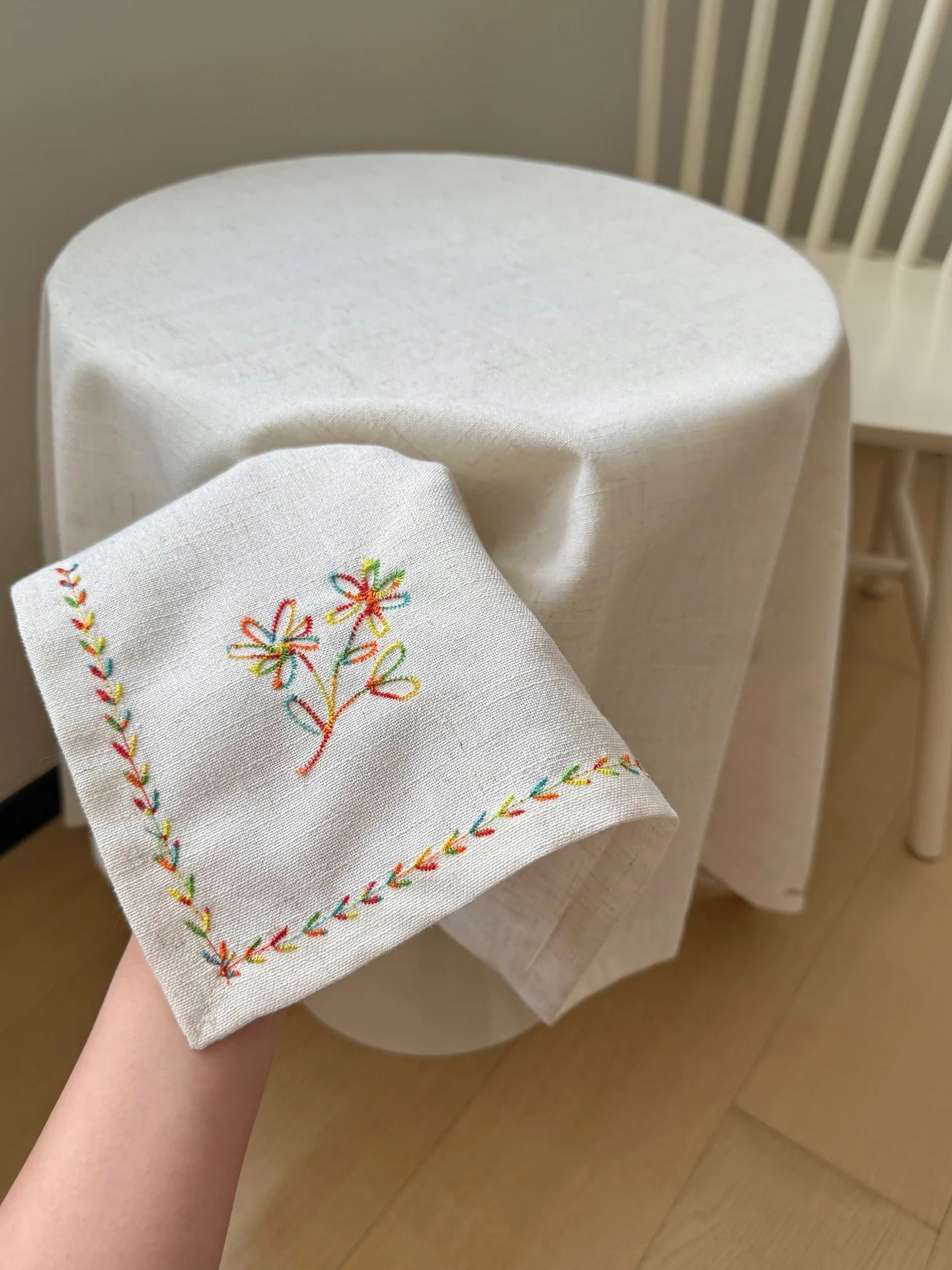 

Hegaly Decorative Linen Tablecloth with Flower Pattern for Dining Table Or Coffee Table Bedside Tablecloth Art