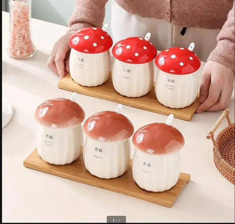 

Cute Mushroom Shape Spice Jar Set Ceramic Three-piece Salt Sugar Pepper Storage Jar Home Kitchen Decoration Seasoning Tool