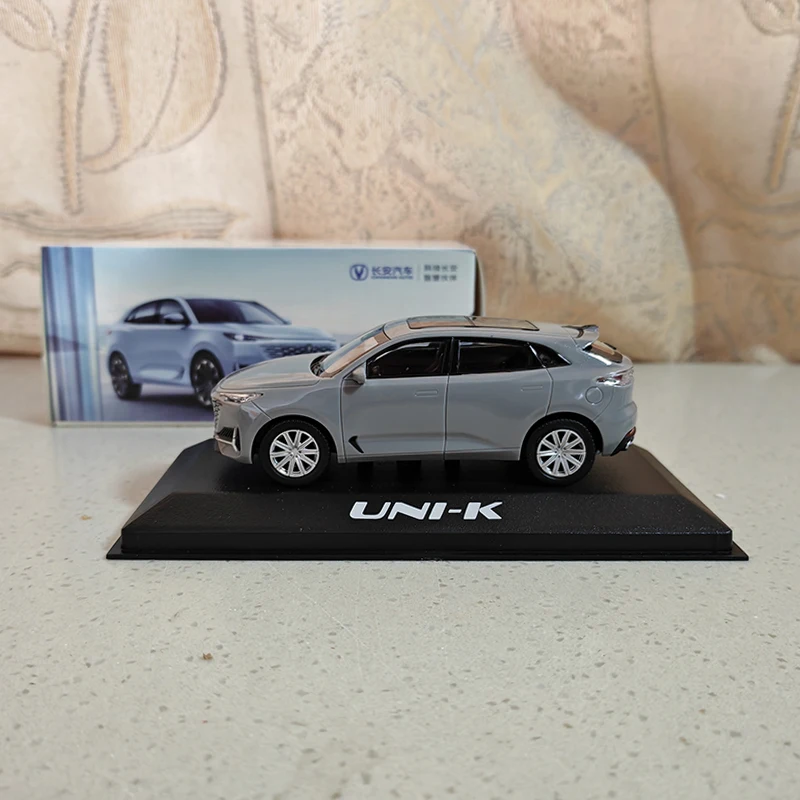 1/43 Scale Changan UNI-K Unik SUV Alloy Car Model Diecast Vehicle Toy Collection Souvenir Ornaments Display