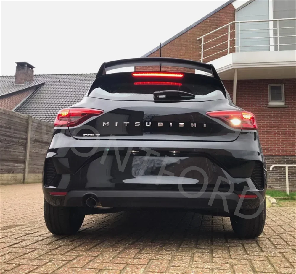 

For Renault Clio 2019-2024 MK5 Spoiler Carbon Fiber/FRP Hatchback Roof Rear Wing Body Kit Accessories