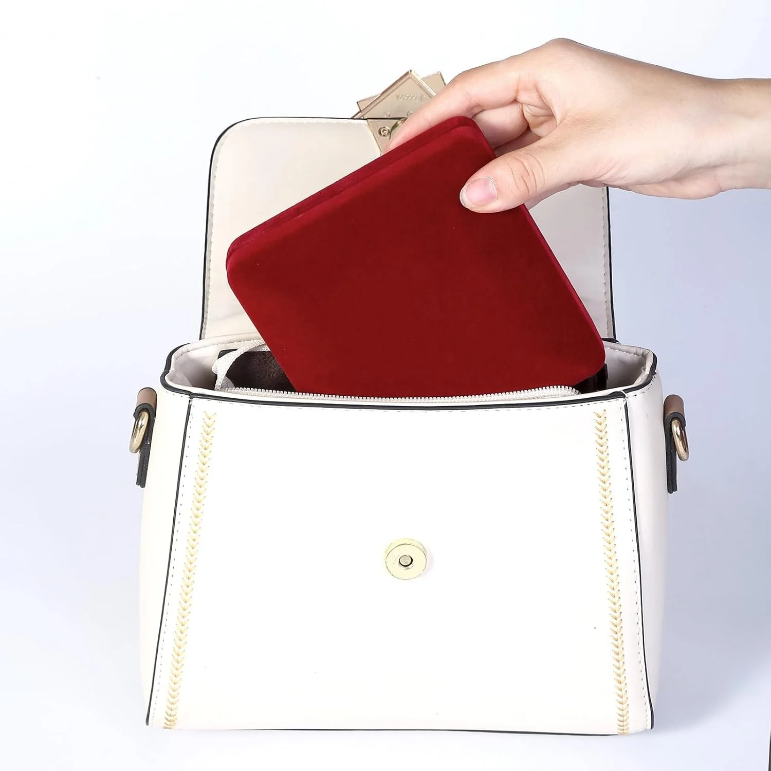 Velvet Leather Multiple Rings Storage Box Portable Travel Organizer Stylish Compact 3-Slot Holder Perfect Gift for Women Girls