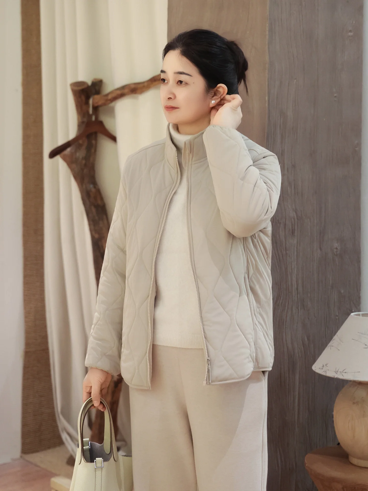 

Легкая хлопковая женская куртка с коротким рукавом, модное зимнее пальто с ромбовидным узором, теплая верхняя одежда с воротником-стойкой