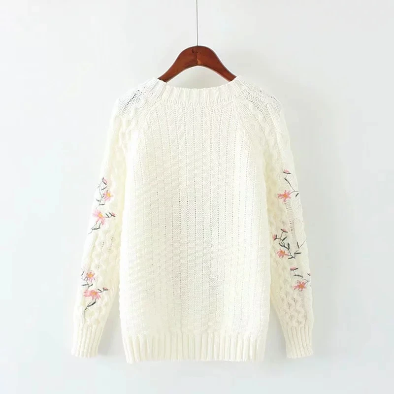 2022 Autumn New Japanese Style Sweet Flower Embroidery Pullovers and Sweaters Warm Knitwear Student Long Sleeve Pullover Sweater