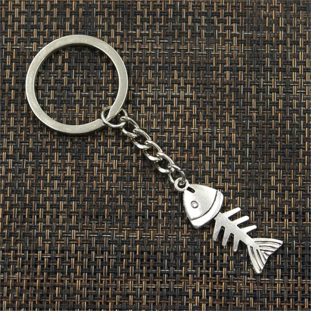 Fashion Keychain 35x13mm Fish Bone Pendants DIY Men Jewelry Car Key Chain Ring Holder Souvenir For Gift