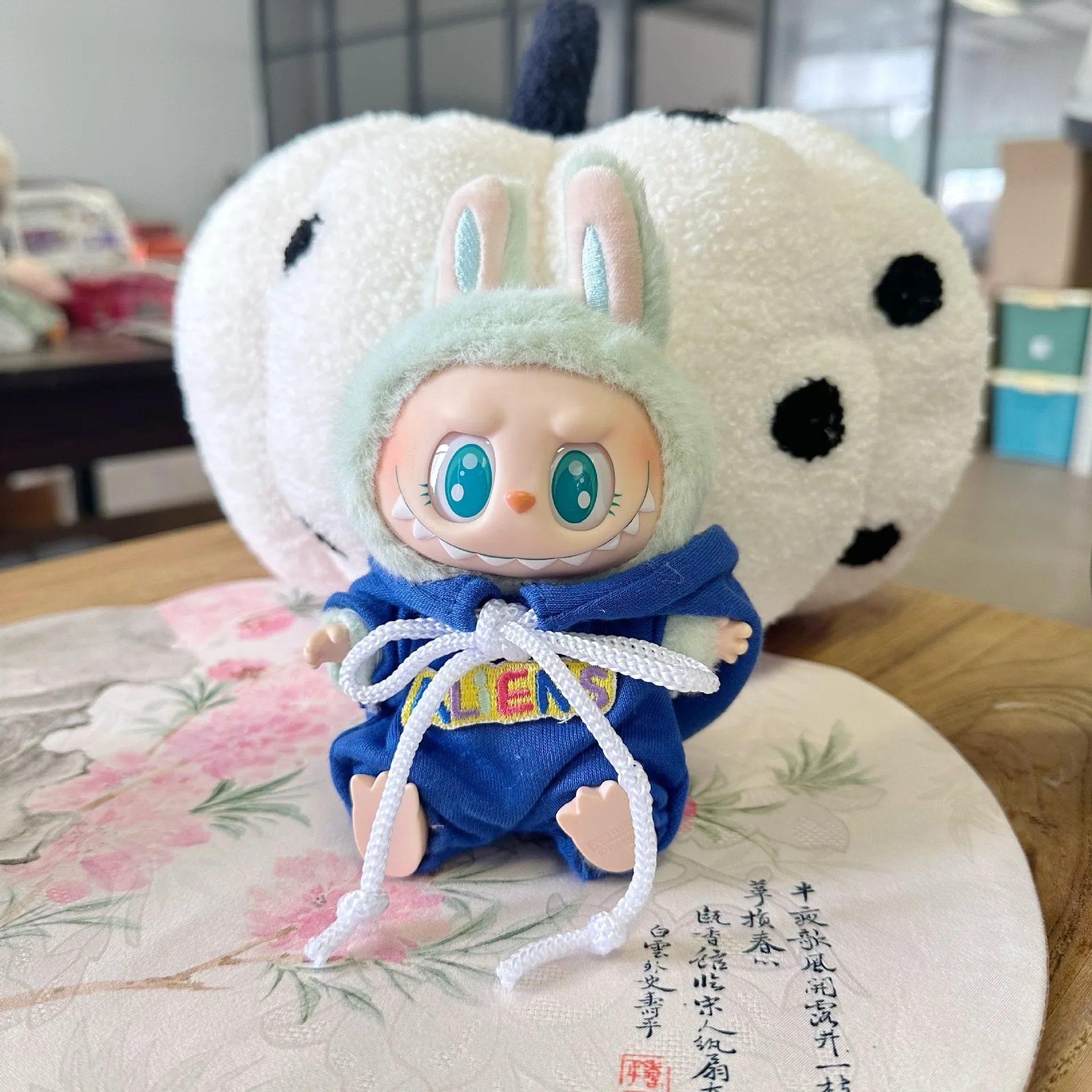 Pakaian boneka mewah lucu Labubu I II 17cm pakaian boneka idola pesta duduk overall aksesoris Hoodie untuk Korea Kpop Exo tanpa boneka