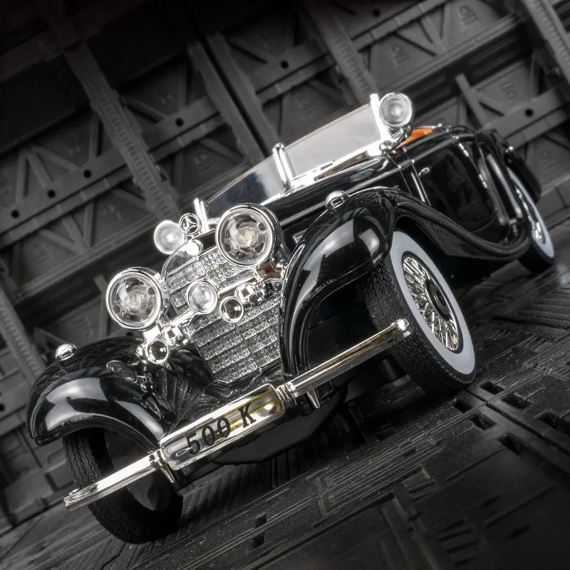 

1:24 500k Классический винтажный автомобиль ﻿ Модель автомобиля из сплава, звук и свет, детская игрушка, коллекционные предметы, подарок на день рождения