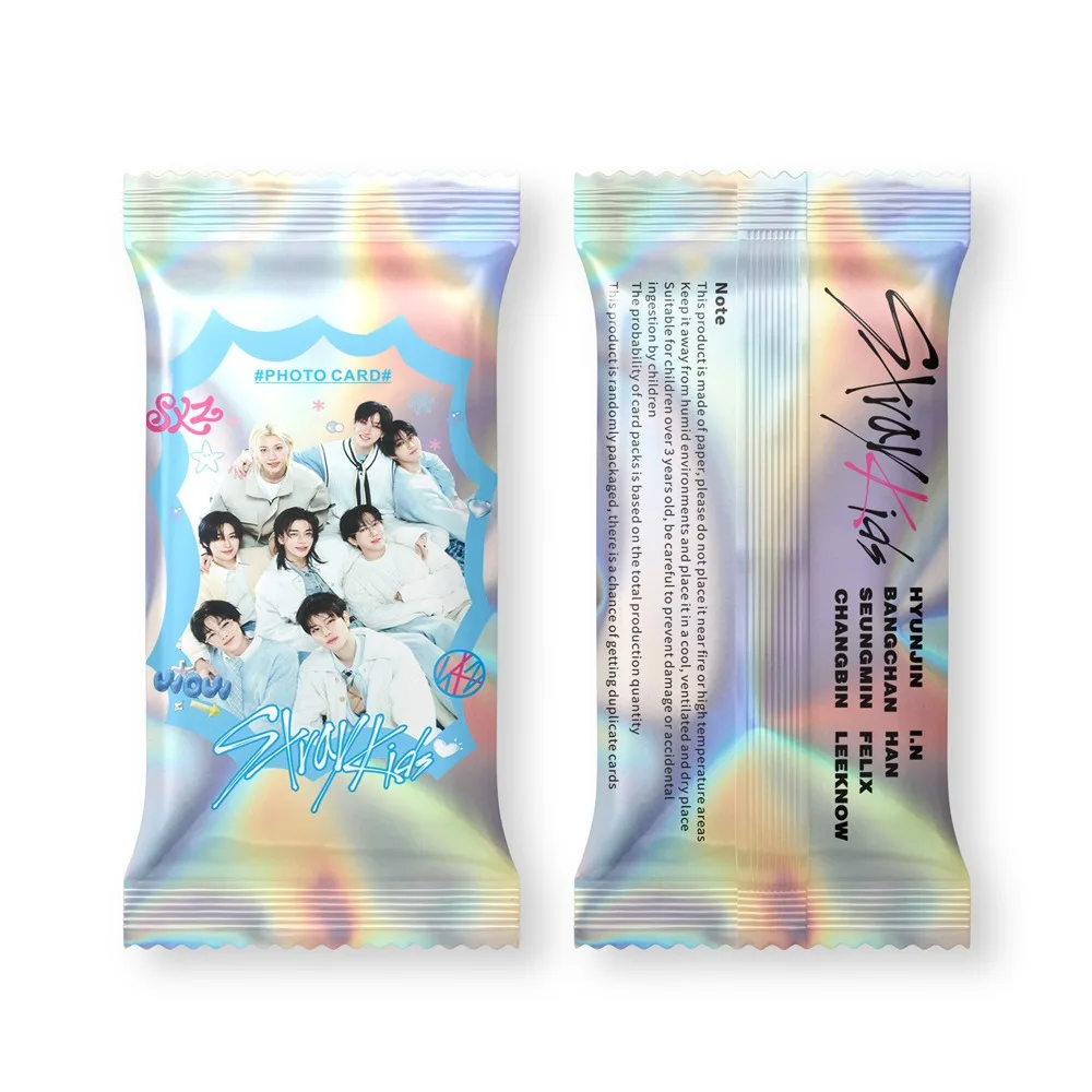 10 cartes/paquet STRAYKIDS collection laser carte commémorative boîte aveugle sac aveugle SKZOO laser sac en plastique carte de collection d'étoiles