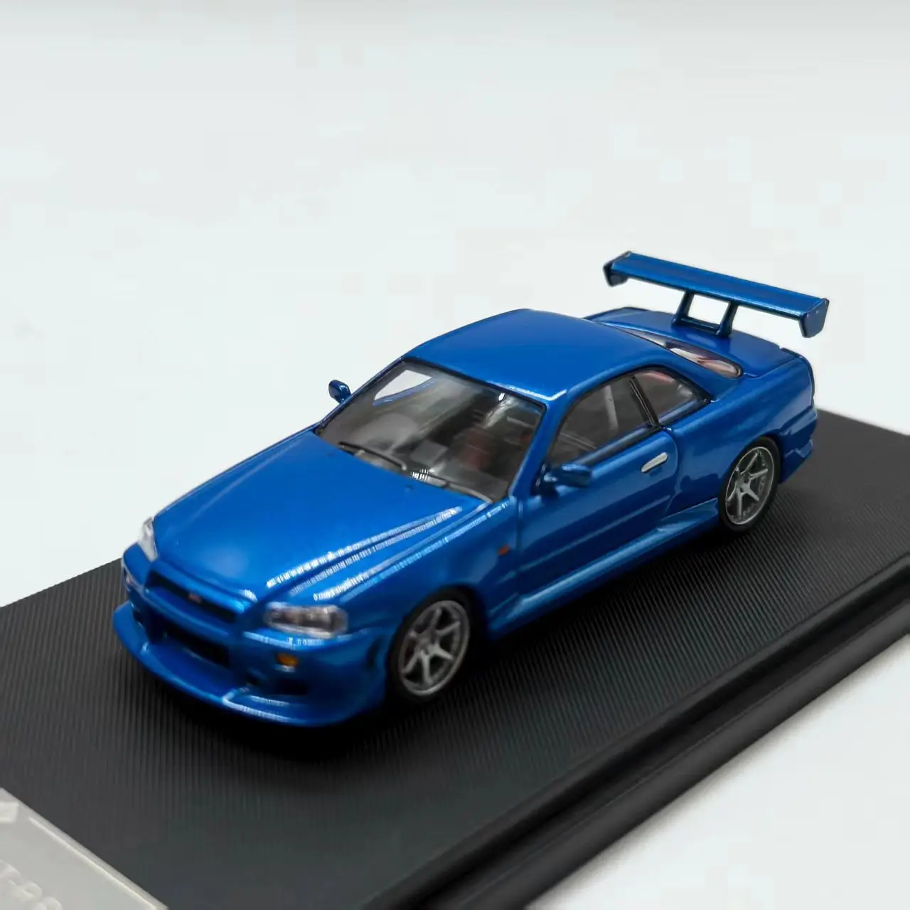 

Литой под давлением KOD масштаб 1:64 Skyline GTR R34, модель автомобиля из сплава, Коллекционная игрушка, подарок, сувенир, украшение для дисплея