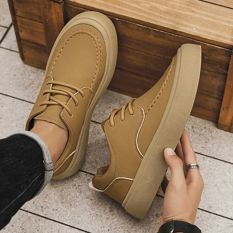 

Мужская повседневная обувь на дышащей мягкой платформе в акции, трендовая обувь для взрослых 2025 года, новая низкая цена, высококачественная кожаная обувь для мужчин