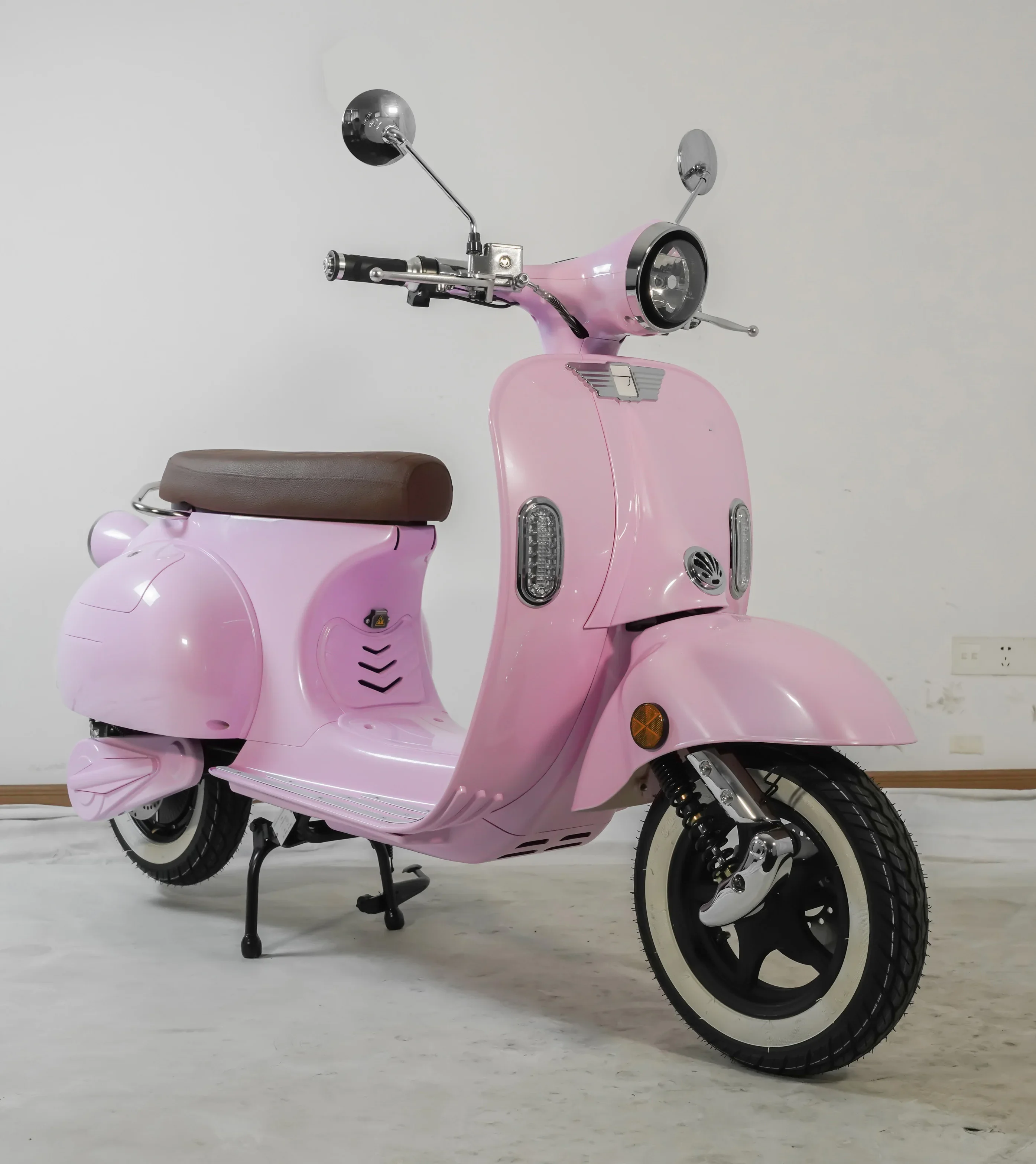 EEC fábrica batería de litio scooter eléctrico motocicleta 72V motocicleta eléctrica para adultos EBIKE rosa para mujeres