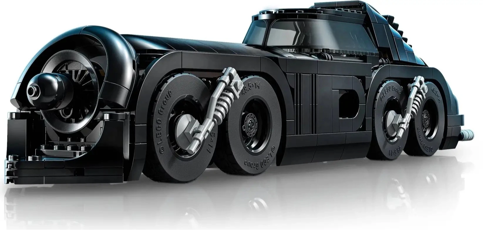 MOC Batman Returns Batmobile 2269 PCS Building Blocks Classic Movie Car Model DIY Bricks Toy Adult Collection Gift - view 4