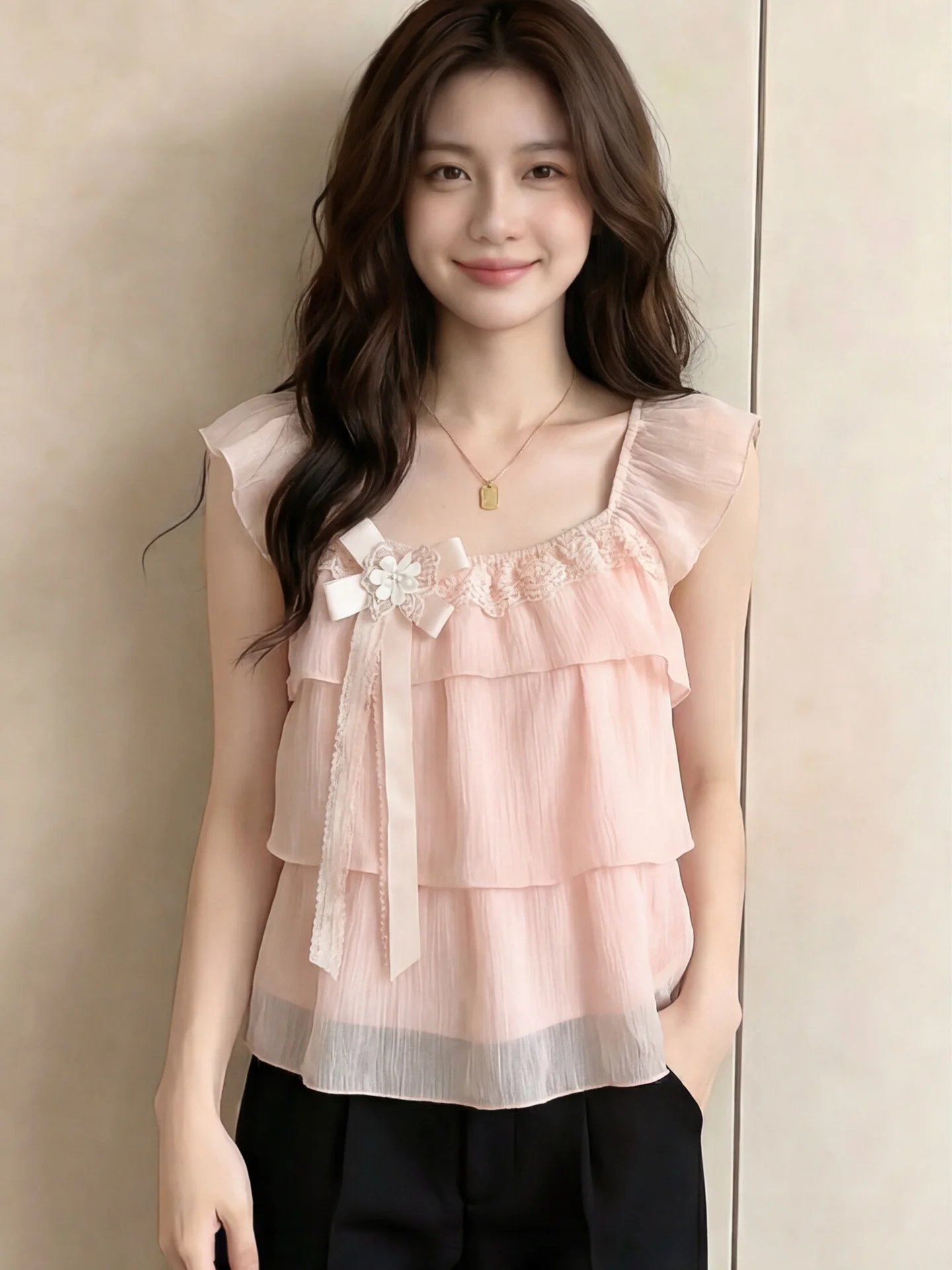 

Chic Pink Strap Square Collar Layered Skirted Sleeveless Summer Top Women's Unique Gentle Style Flounce Hem Silk Blouse