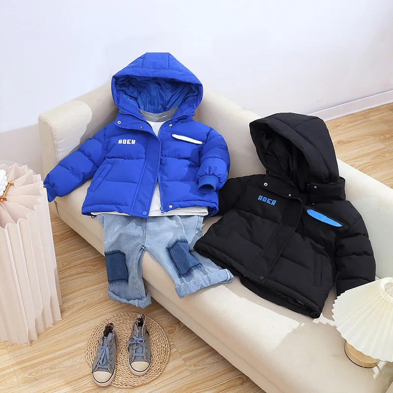 

New winter children's down clothing for men and women's baby bread clothing in children's padded coat with thick warm coat