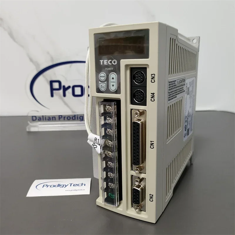 TECO 1KW JSDEP-30A ACサーボモータドライバ