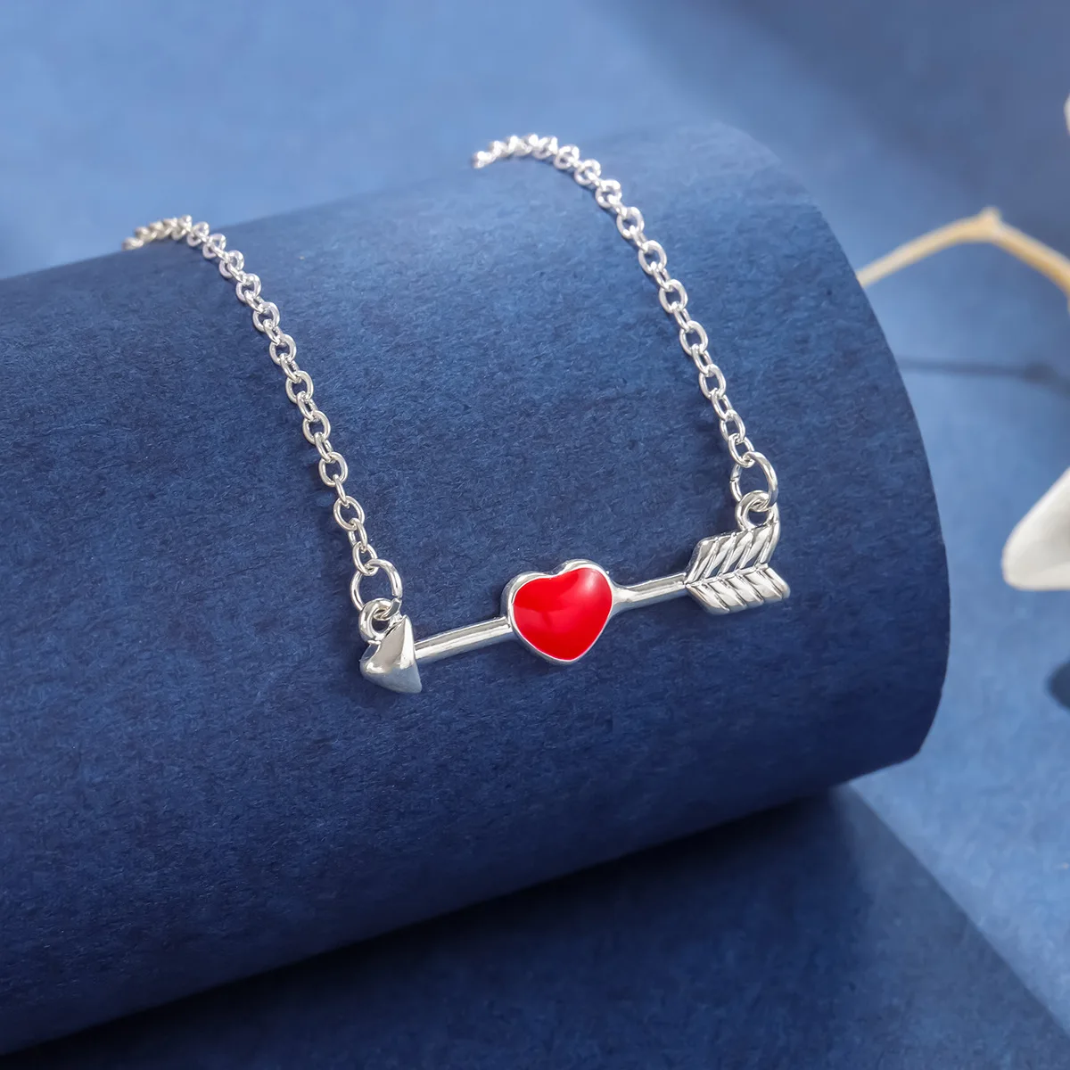 New Fashion 925 Sterling Silver Personality Red Heart Shaped Arrow Love At First Sight Women Gift Pendant Necklaces  XL082