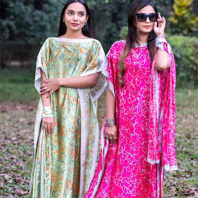 New Malaysia offers a variety of fashionable loose fitting robes for Muslim women, as well as Pakistani Arabian dresses