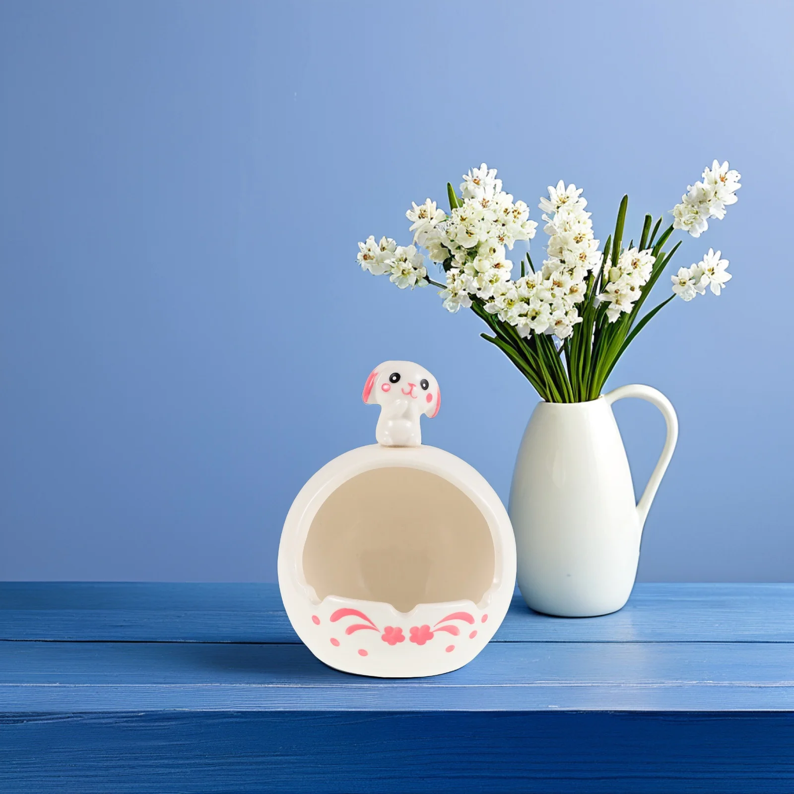 

Ceramic Rabbit Ashtray Cute White Smoke Holder for Car RV Home Decor Durability Easy Cleaning Stylish Practical Indoor Outdoor