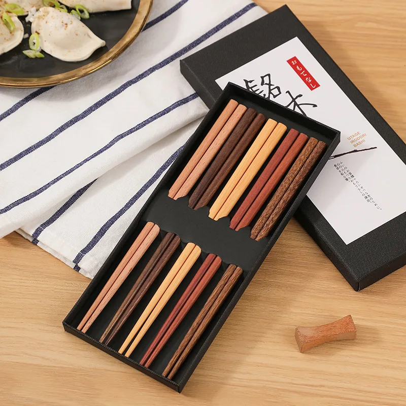 Japanese Creative Pointed Chopsticks Set 5 Types of Wood Simple Solid Wood Chopsticks Set (5 Pieces) Home Kitchenware Tableware