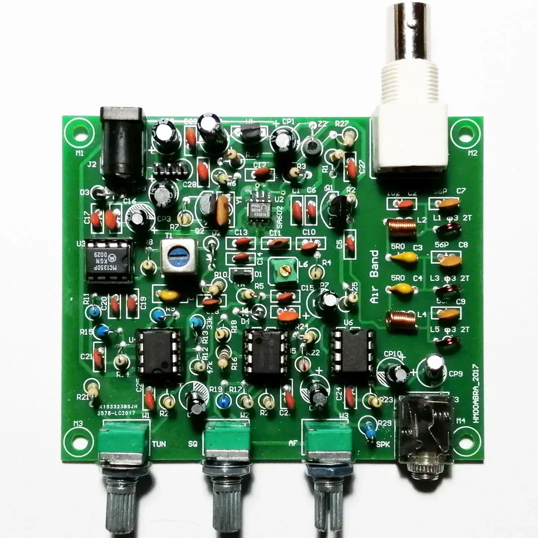 

Air Band Receiver High Sensitivity Aviation Radio 118-136MHz AM DIY Kit