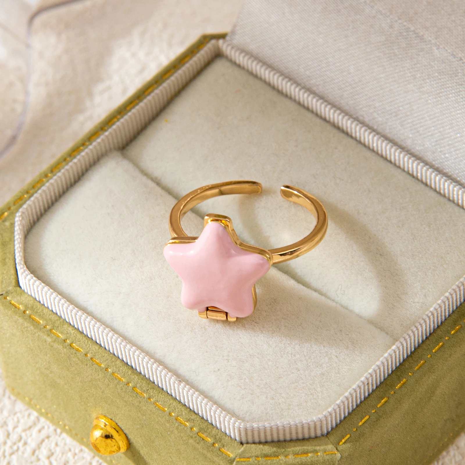 Cute Five Pointed Star Love Box Necklace for Women