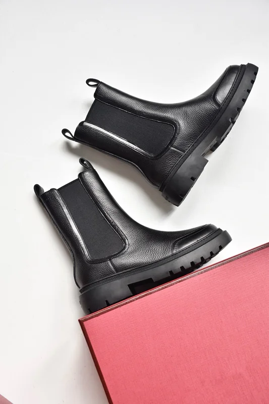 

Withered British Vintage Leather Chelsea Boots Fashion Girls Ankle Boot Shoes Minimalist Solid Color Chimney Boots Women