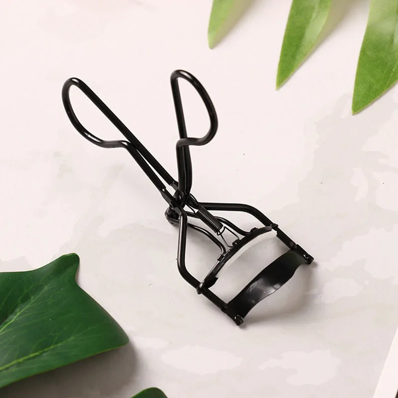 Black Simple Metal Electroplated Eyelash Curler Eyelash Rapid Prototyping Natural Curler Convenient Eyelash Curler Eye Makeup