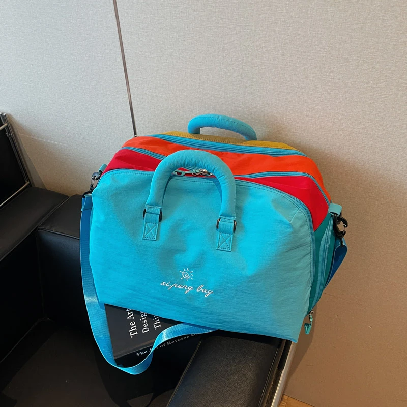 2026 حقائب سفر جديدة غير رسمية ملونة ذات سعة كبيرة عالية الجودة مصمم نمط اللون مطابقة حقائب كتف نسائية رائعة للغاية #2