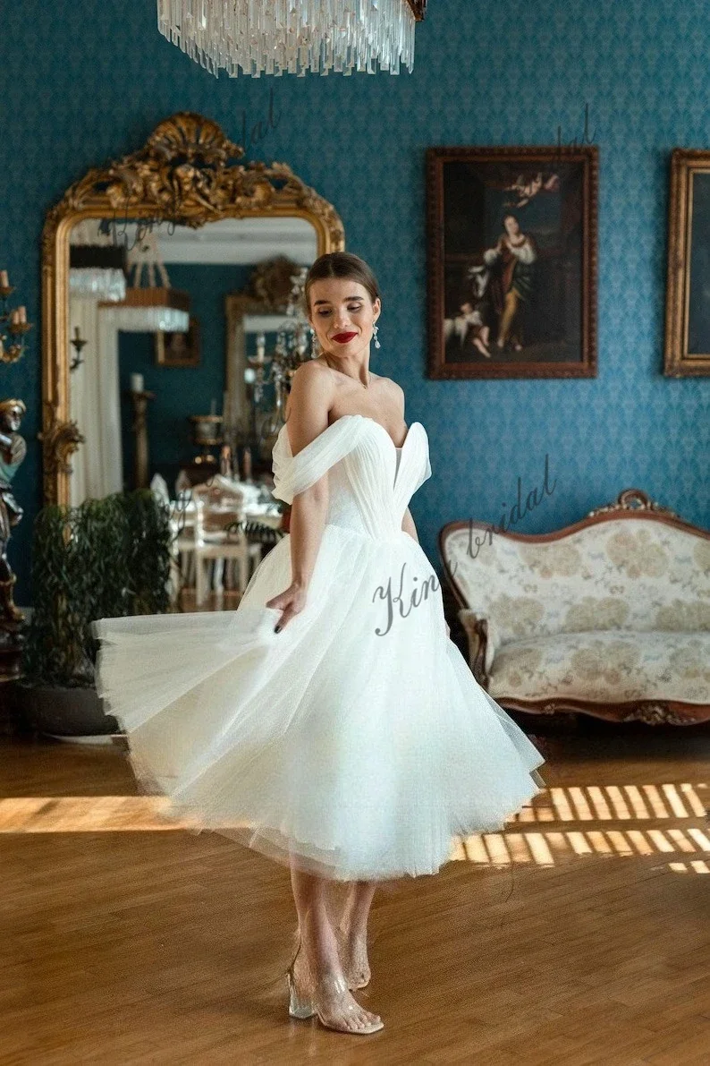 Короткое свадебное платье чайной длины на заказ, скромное свадебное бальное платье с открытыми плечами, белое простое свадебное платье невесты, вечерние платья