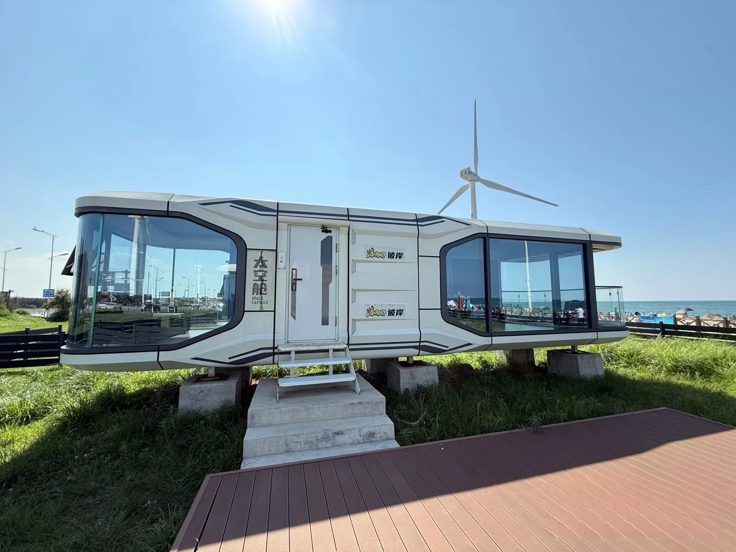 Smart Luxurious Design Best-selling Prefabricated Durable Cost-effective Modern Steel Sandwich Panel Capsule Homes