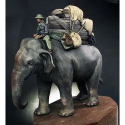 1/35 Scale Resin Figures Model  Kits Vietnam War Miniature Diorama Soldier and Elephant Food Delivery Unassambled Unpainted N240