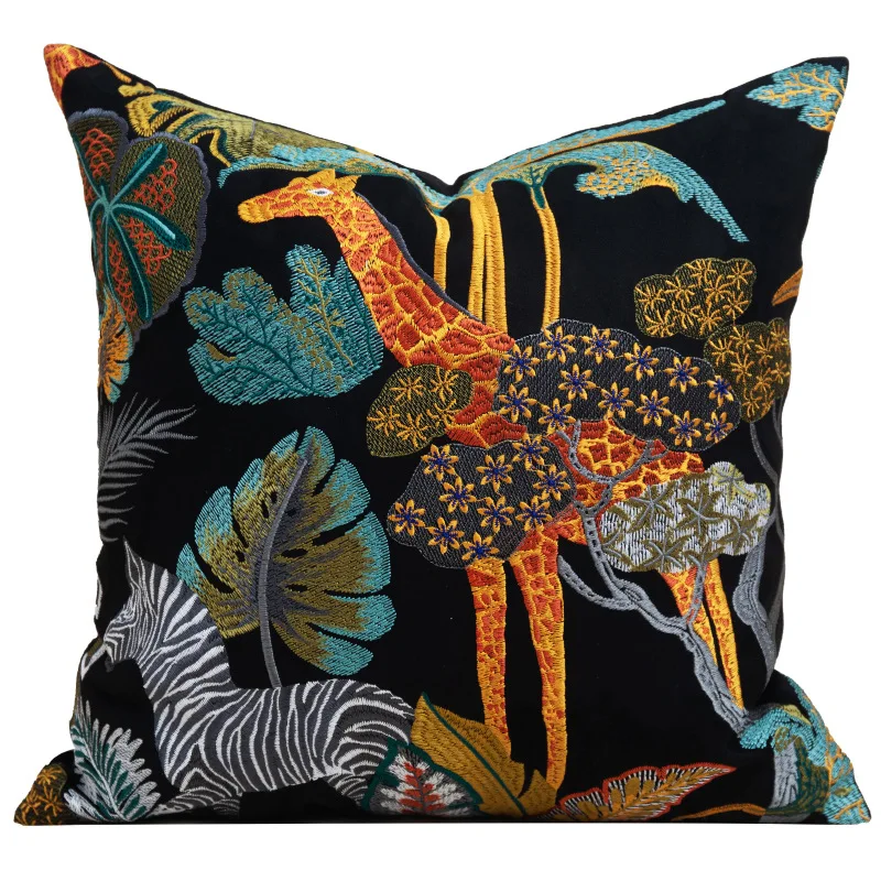 

Jungle Giraffe Pillows Retro Embroidery Cushion Case Luxury Velvet Decorative Pillow Cover For Sofa Chair Living Room Home Decor