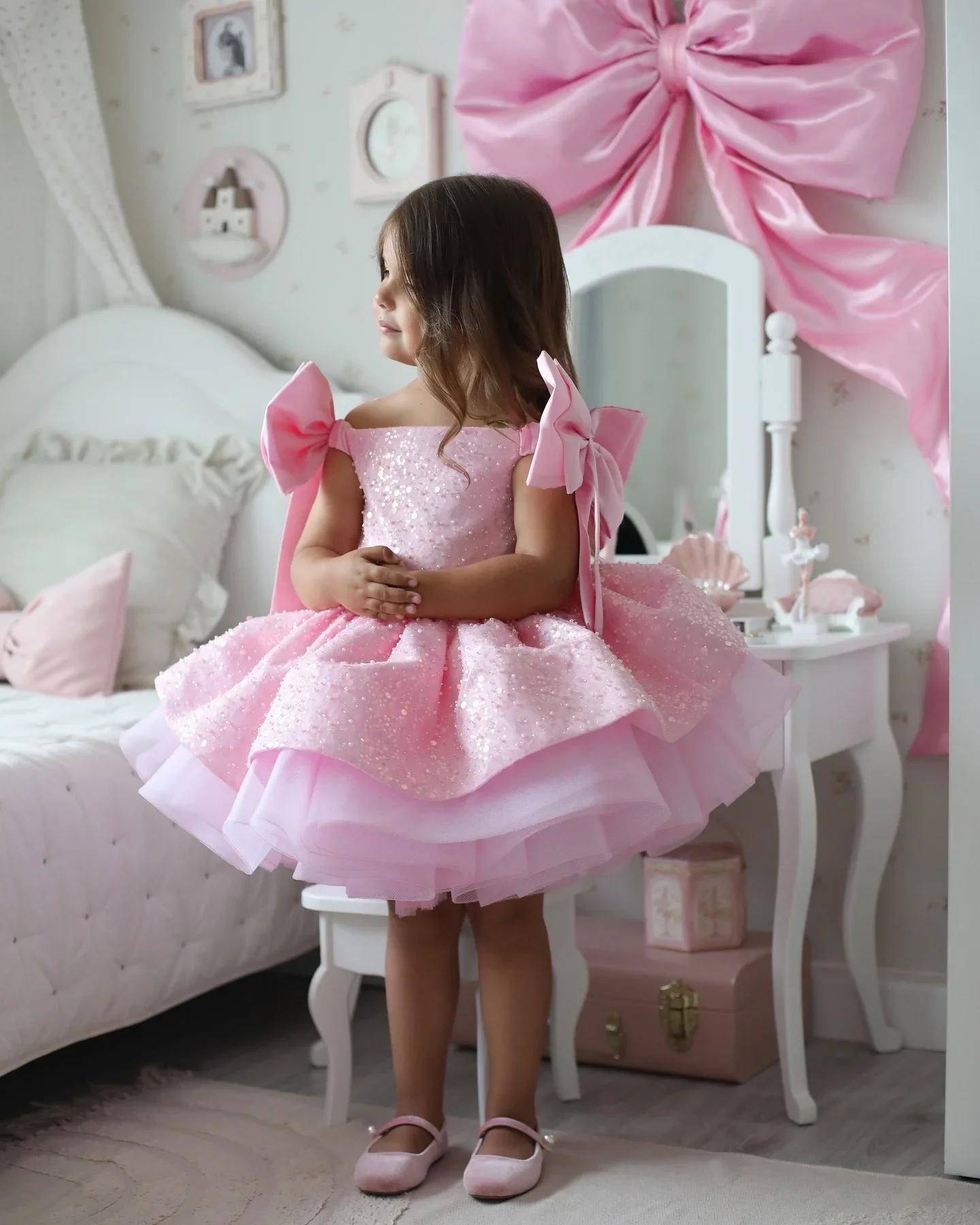 Customized Lovely Pink Flower Girl Dress for Wedding Sequins Beading with Bow Kids Birthday Party First Communion Ball Gowns