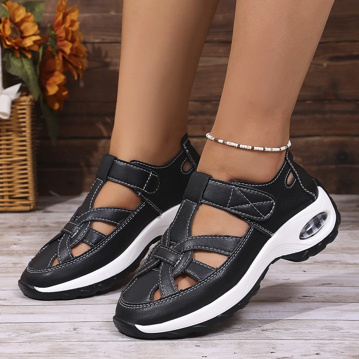 Baotou Sandals  Women 2027 Spring/Summer New Hollow Breathable Women's Shoes Large Sponge Cake Thick Bottom Casual Shoes