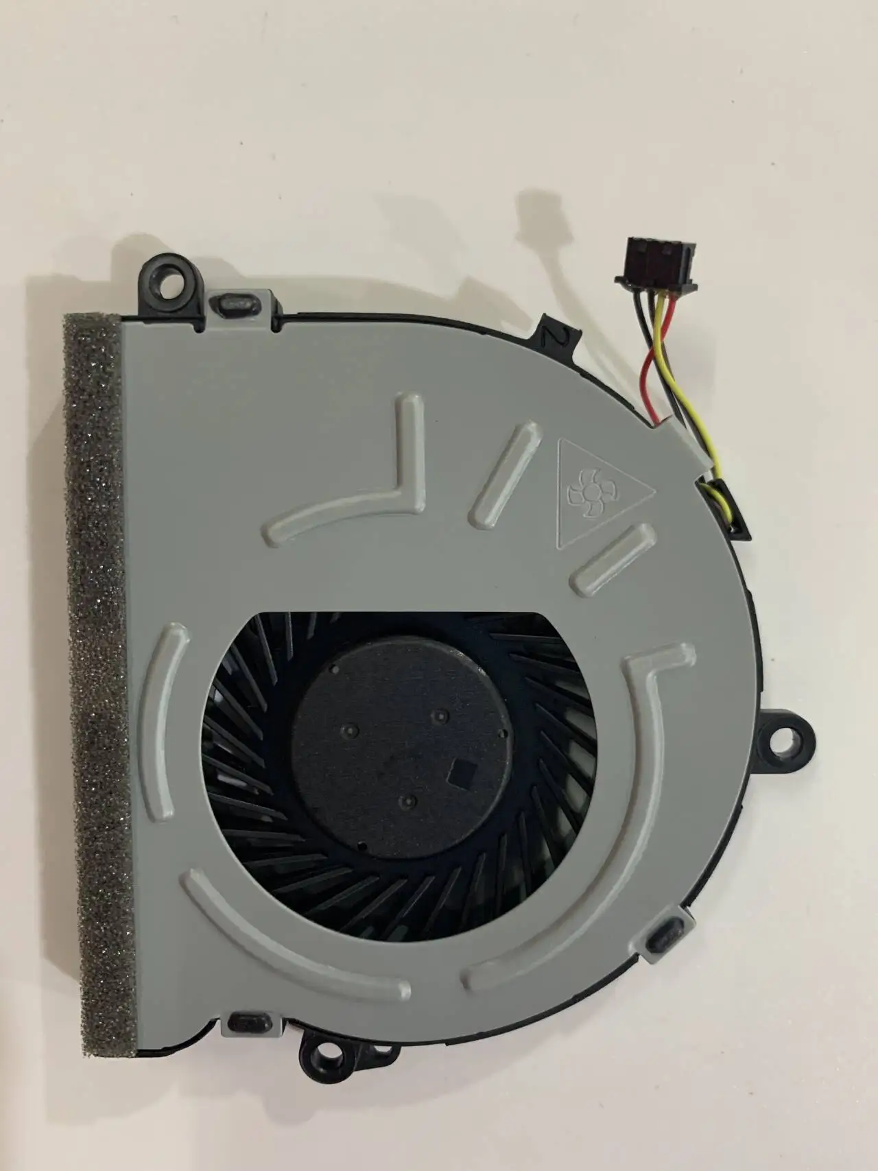 

for HP 15-DB 15-DX 15Q-DX 15-DA 15T-DS 250 G7/255 G7/256 G7 15Q-DX TPN-C129 TPN-C130(No fit for TPN-C135)Laptop CPU Cooling Fan