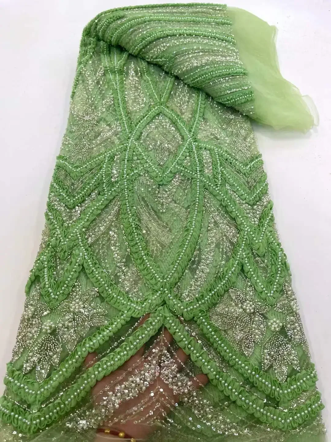 

NEW 2025 Latest Hot Sale New High-End Luxury French Embroidery Heavy Lace Fabric African Nigerian With Sequins For Wedding SZ714