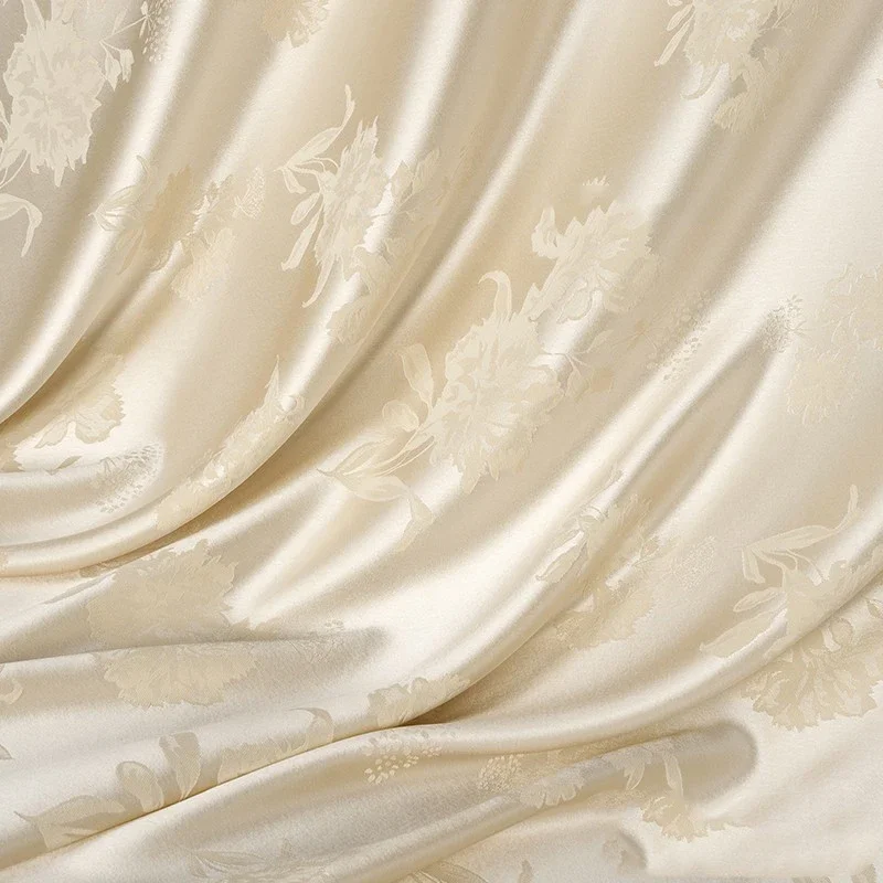 

Carnation Acetate Jacquard Fabric for Dress Cheongsam Clothing DIY Sewing Flower Pattern New Chinese Style Glossy Silky Fabric