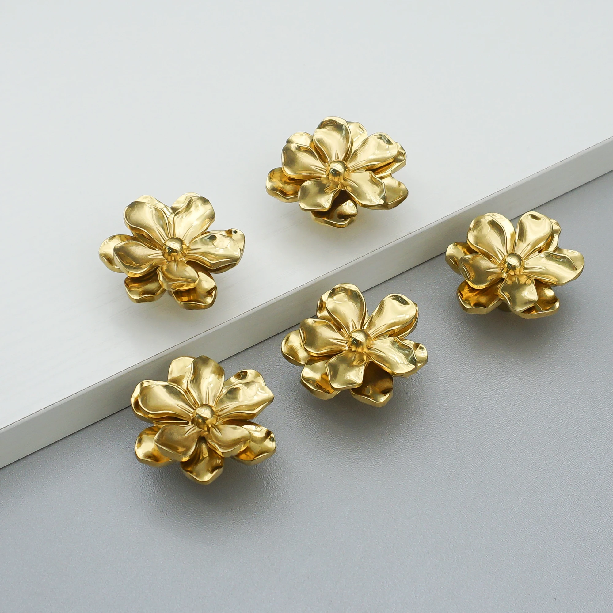 

Solid Brass Flower Dresser Knobs Nordic Drawer Pull Gold Kitchen knob Home Decor Hardware