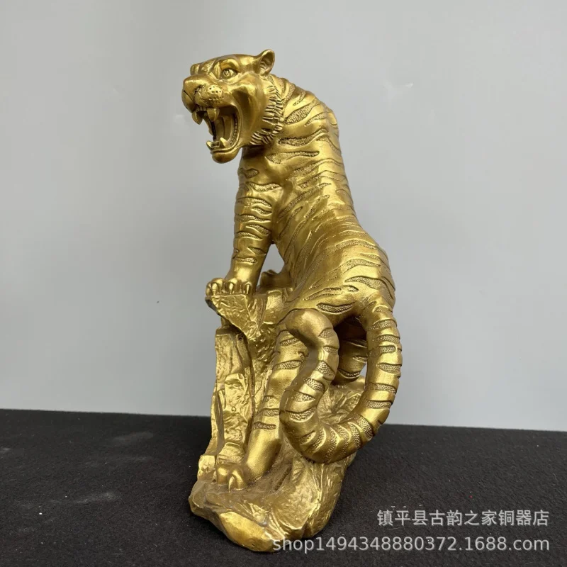 Brass Ornament Copper Climbing Mountain Brings Strength Zodiac Tiger Office Decoration Busine