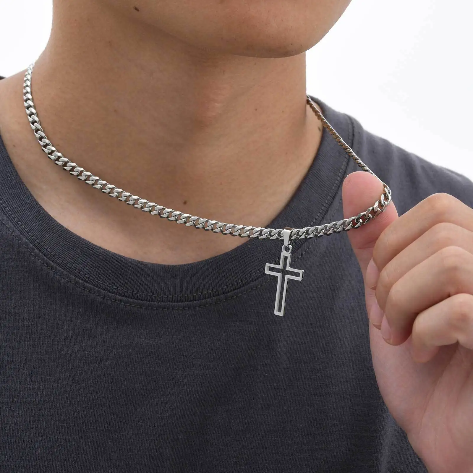 Grundlegende Kreuz-Halskette für Männer und Jungen, wasserdichter, stahlfreier, hohler Kreuz-Charm-Anhänger, einfacher Gebetsschmuck – Detail 4