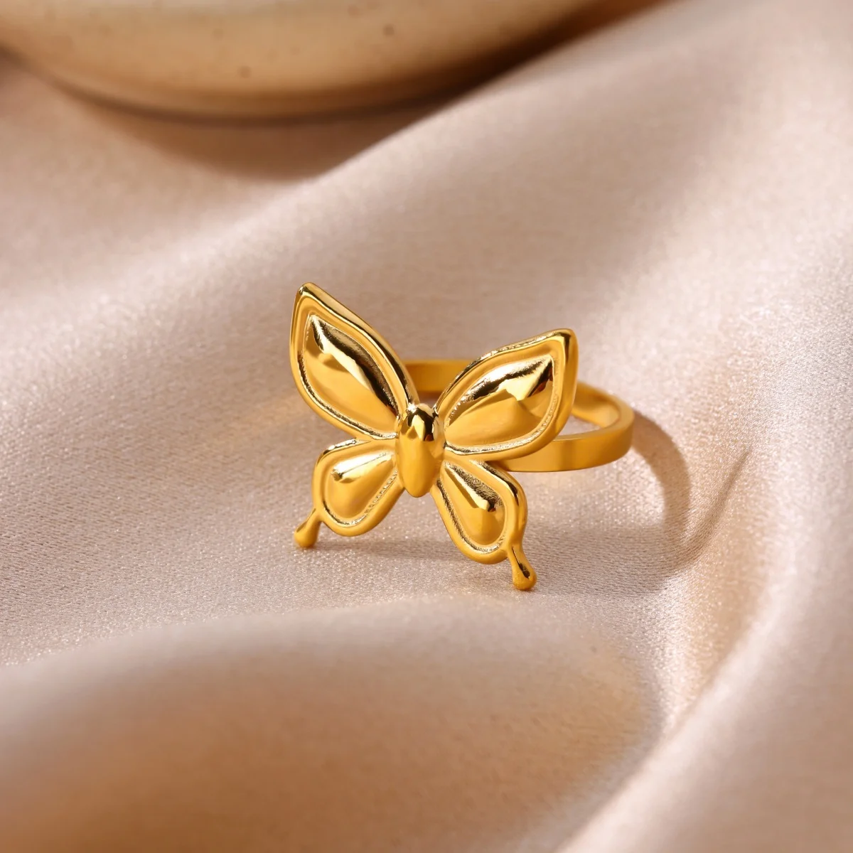 Vintage Hohle Schmetterlingsringe für Damen, 18K vergoldeter Edelstahl Schmetterlingsring, trendiger ästhetischer Fingerschmuck, Geschenk