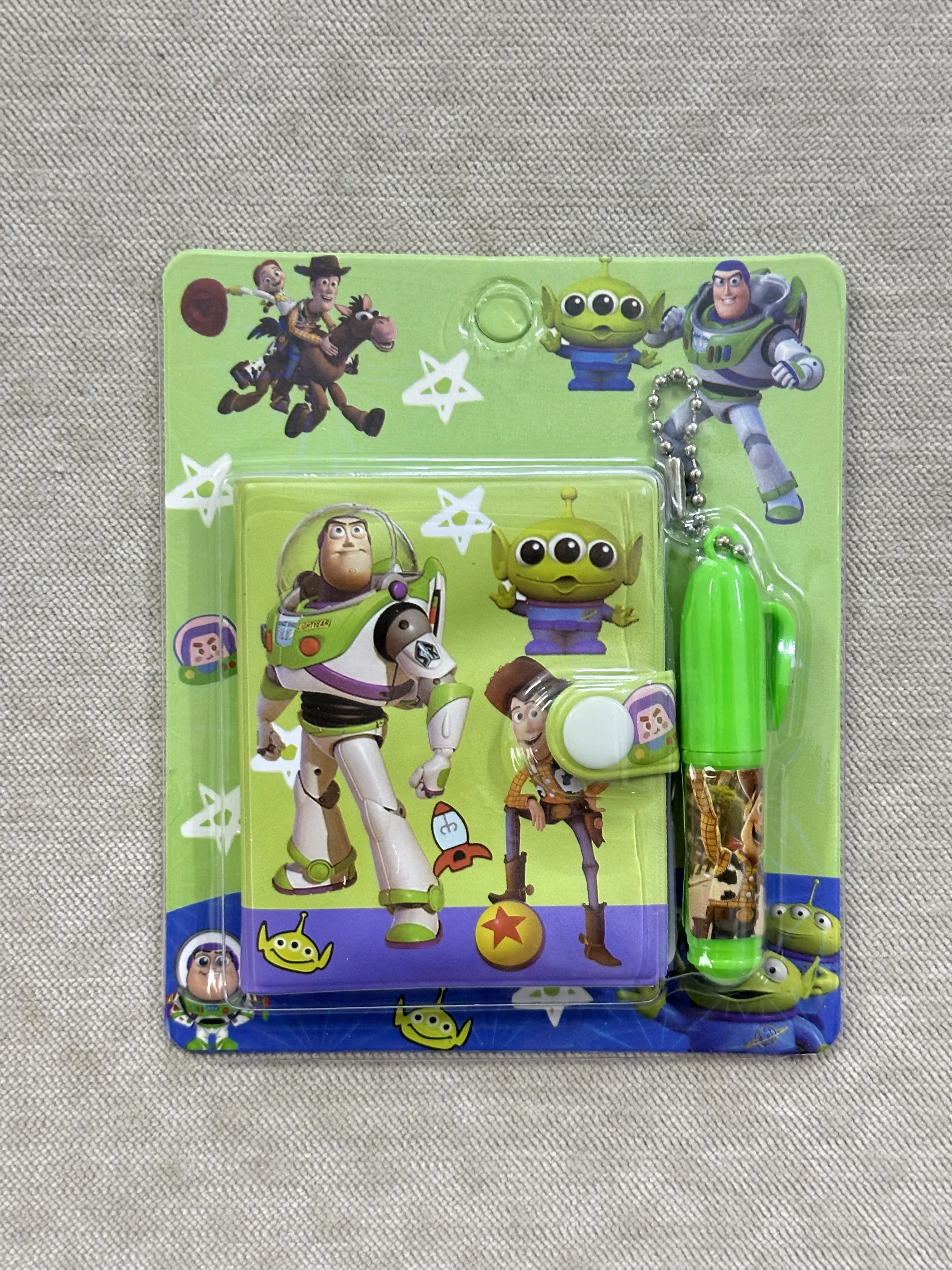 Toy Story 5 Notizbuch mit Kugelschreiber Woody Buzz Cartoon Mini-Taschen-Notizblock Schreibwaren-Set Schulbedarf Geburtstags-Weihnachtsgeschenk – Detail 3