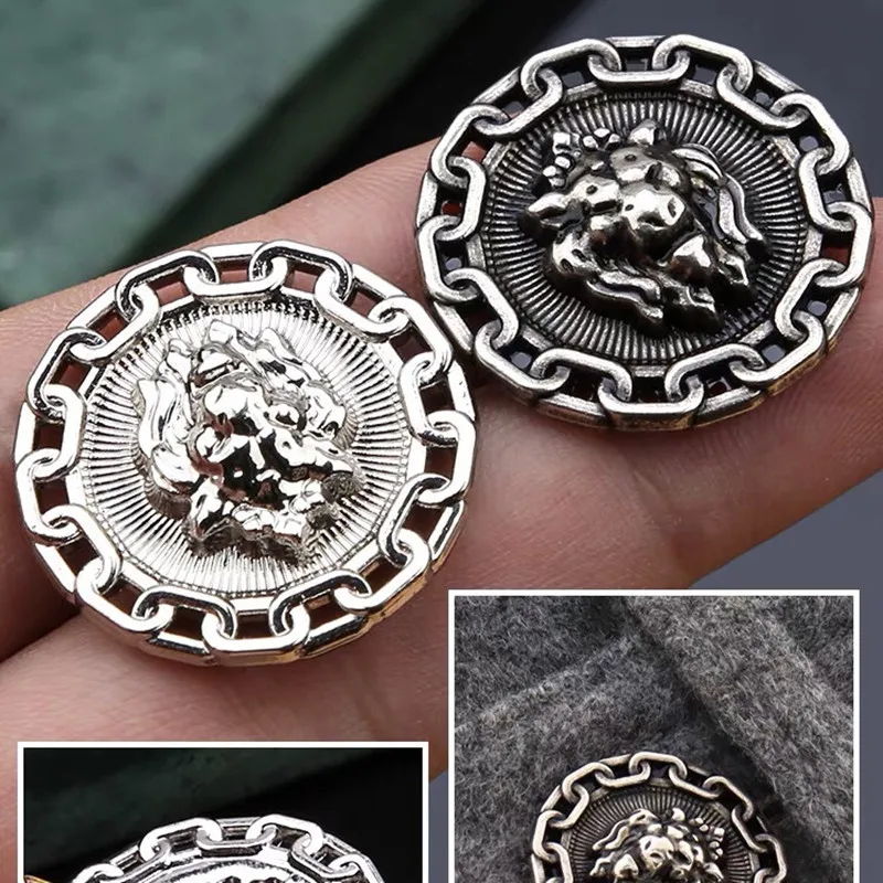 10Pcs Fashion Lion Head Hollow Metal Button British Style Round Coat Dress Decoration Sewing Button Cufflinks
