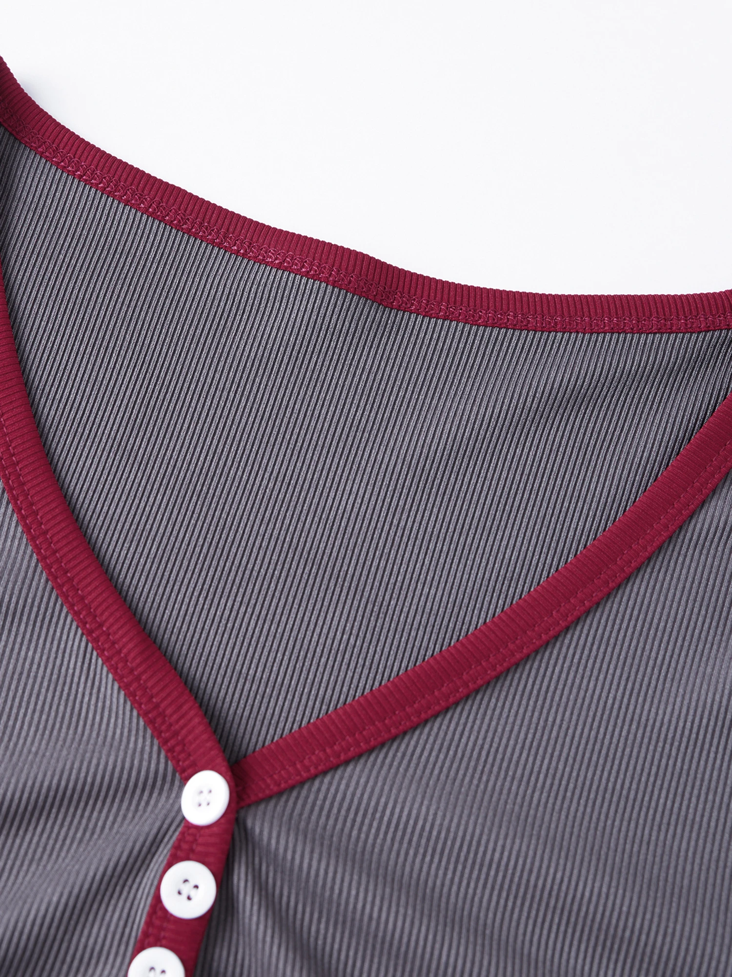 

Женские пижамные комплекты с шортами, контрастные цвета, V-образный вырез, топы с длинными рукавами и шорты, 2 предмета, мягкая одежда для сна