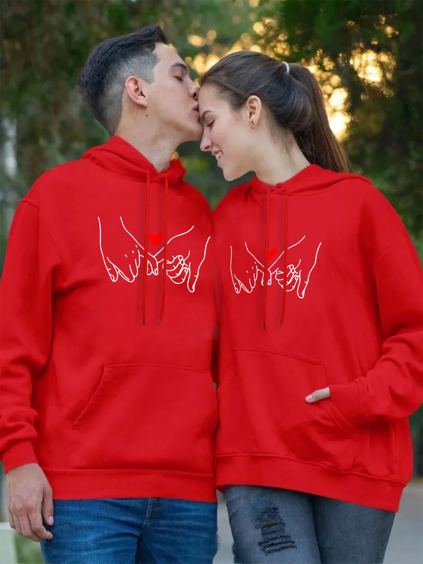 1pc Couple Hoodies Holding Hands Full Of Love Print Men Hoody Autumn Fleece Hoodie Hip Hop Comfortable Unisex Streetwear