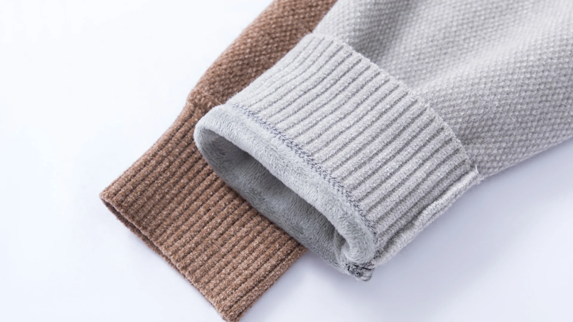 Original Designer-Marke, exquisiter Cartoon-Bär-Stickerei, koreanische Version, Winterpullover, neues Herren-Oberteil aus Samt, warm, langärmelig – Detail 7