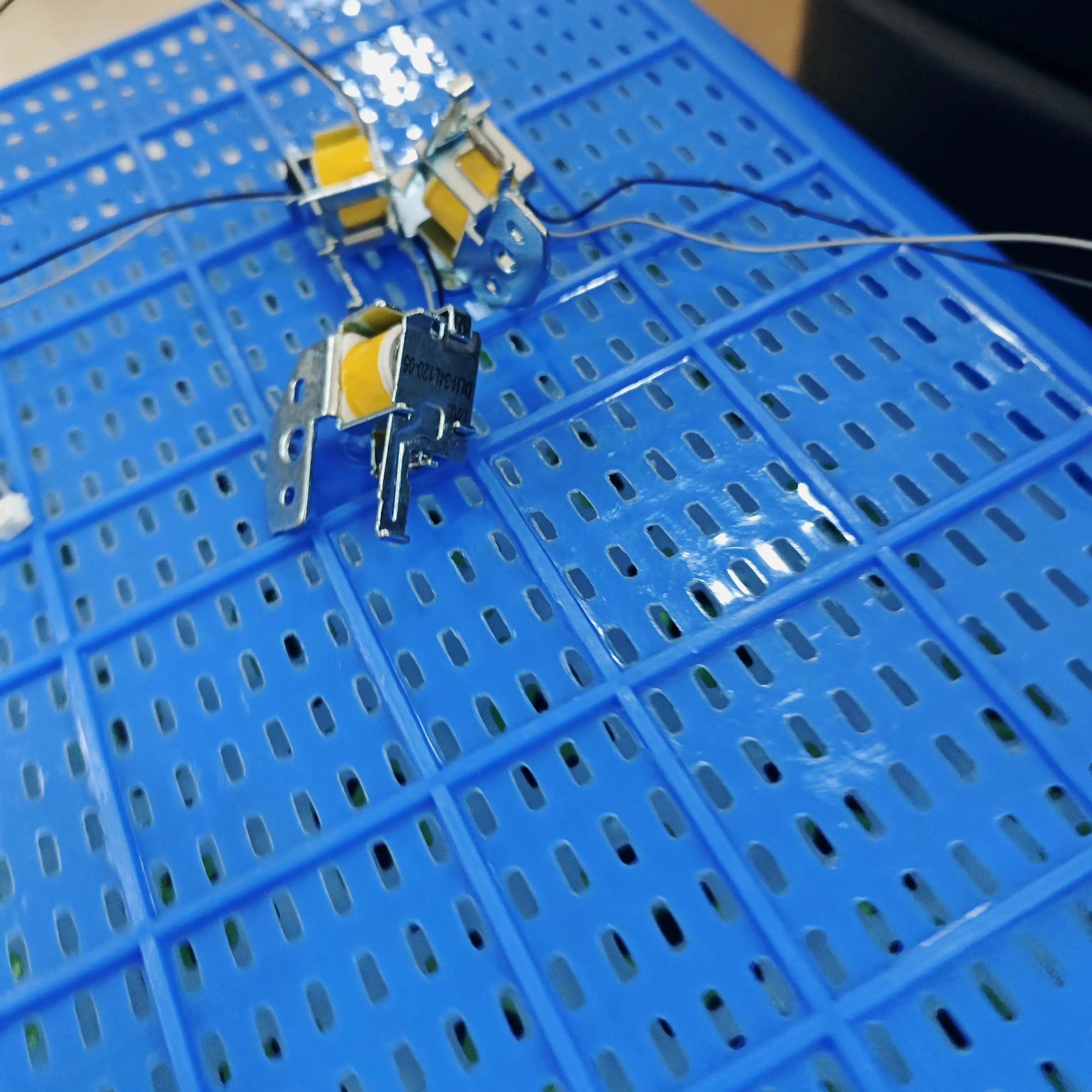 1X JC33-00025B Sole…